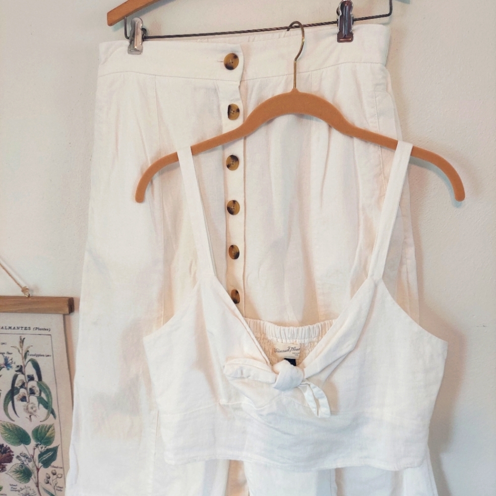 Universal Thread - Medium - White Button Down Skirt and Crop Top 2 Piece Set - Picture 2 of 10